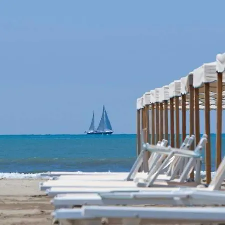 Venezia 3* Marina di Pietrasanta